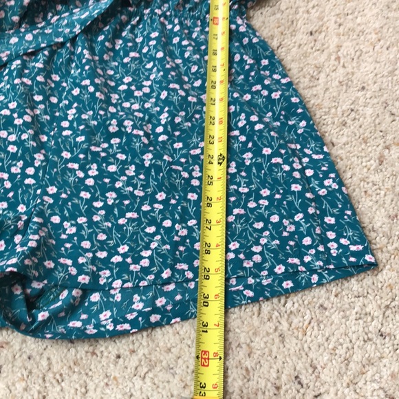 NWOT Green Floral Romper - Picture 6 of 7